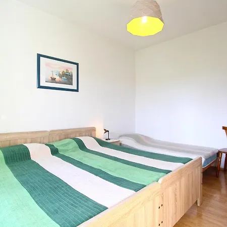 Valerija 847 Apartman Póla