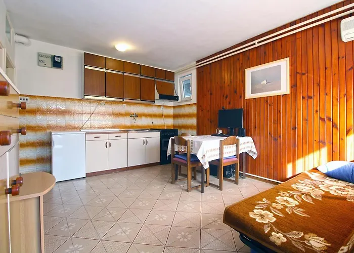 Valerija 847 * 풀라