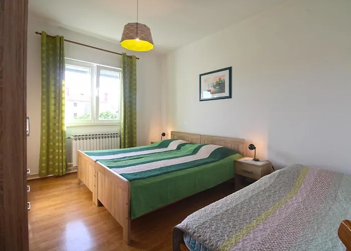 Valerija 847 아파트 풀라